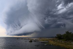 storm clouds by jukka